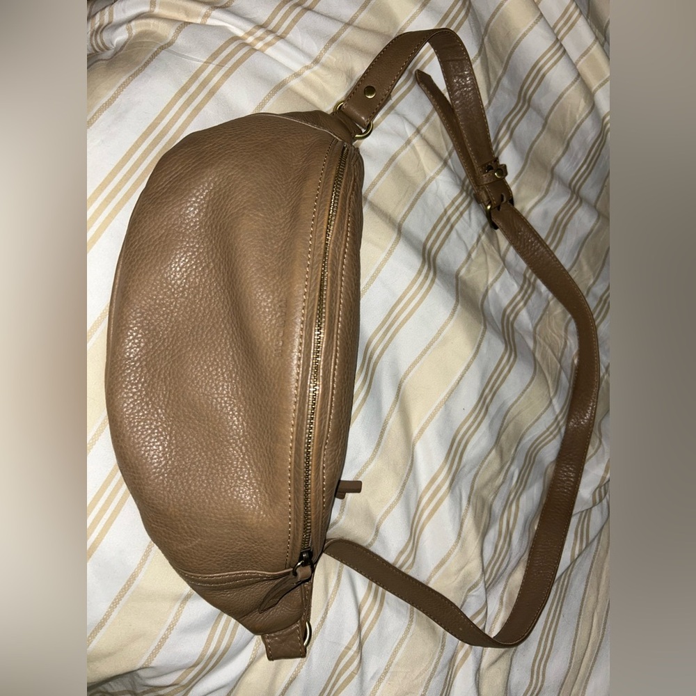 MANDRN Atlas Bag, Taupe